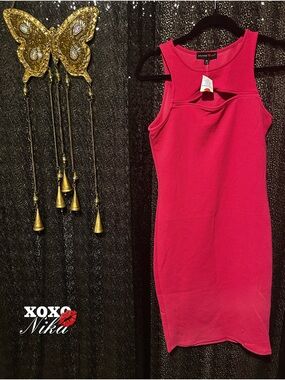 Bodycon dress by Absolutely love it  - Size M